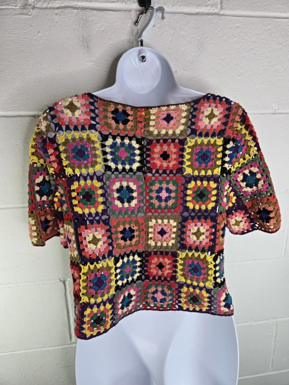Farm Rio Brasilia Granny Square Crochet Cropped Sweater Knit Top - Picture 6 of 9